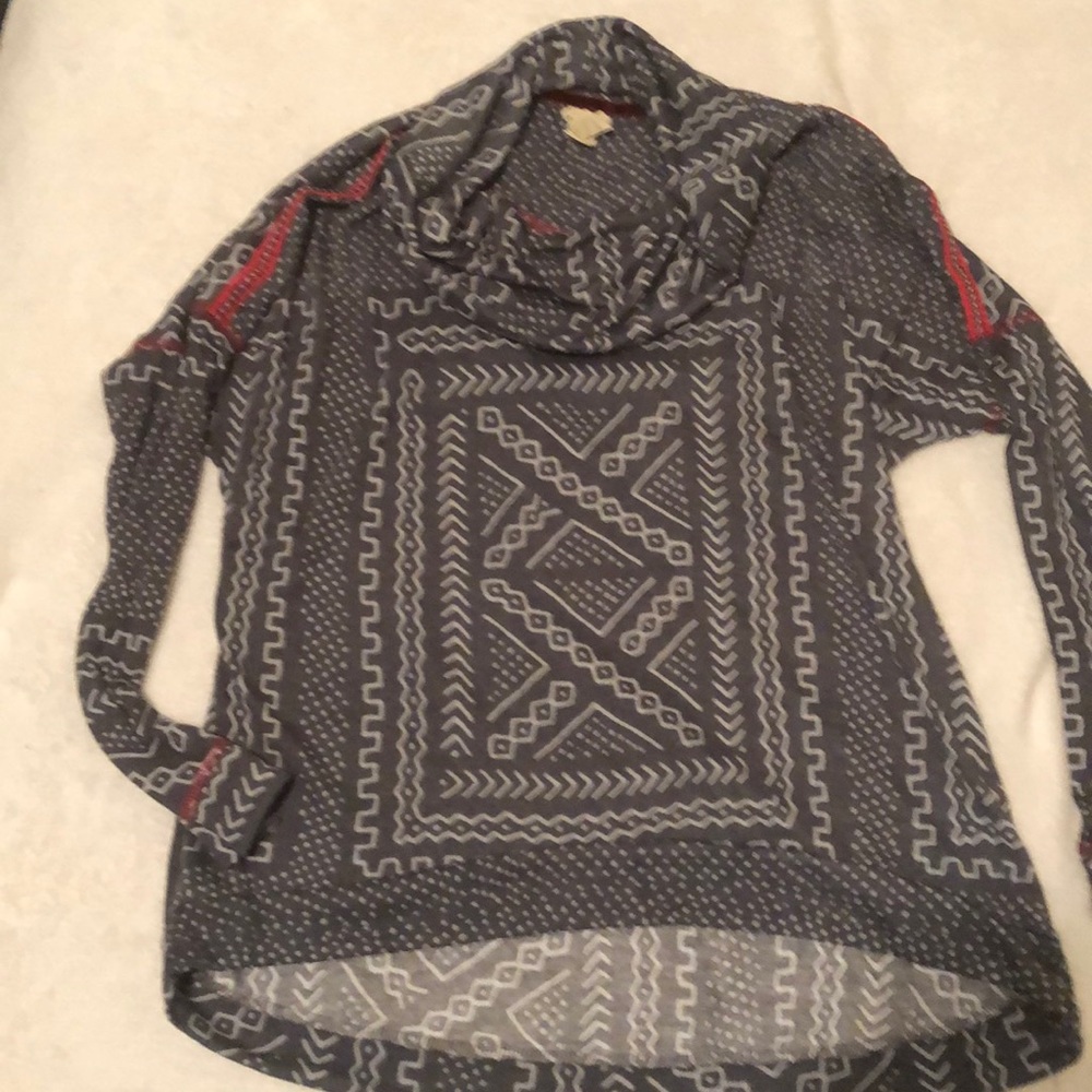 Gimmicks by BKE cowl neck shirt NWOT